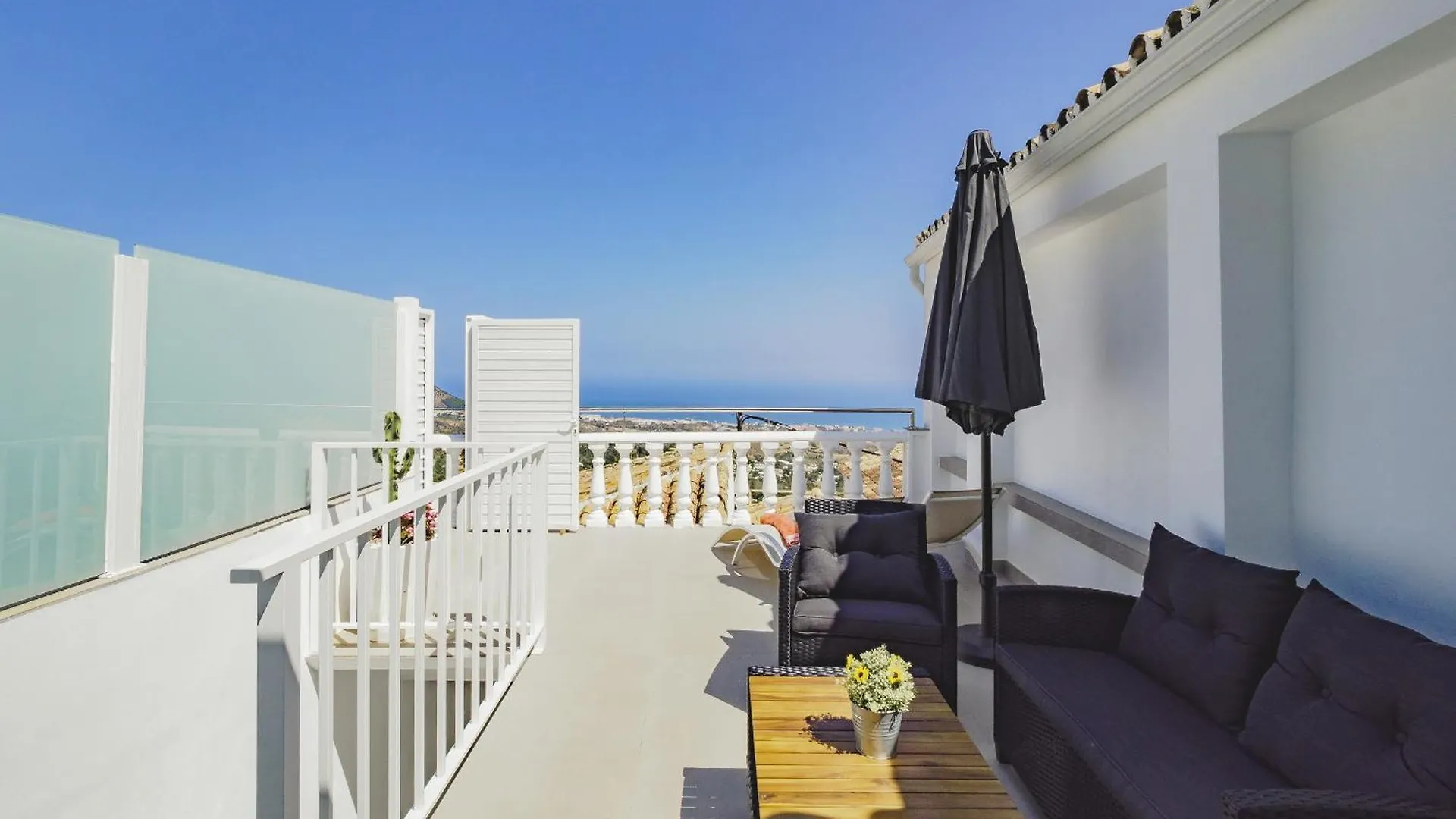 アパート Cubo'S La Santa Maria Mijas Pool & Sea Viewアパートメント